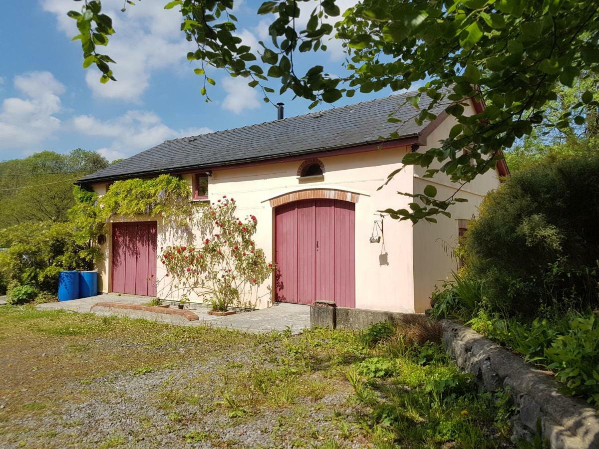 Seren Loft - Cynghordy, * Llandovery